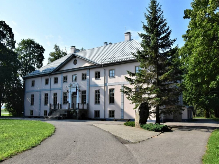  Vilce Manor 