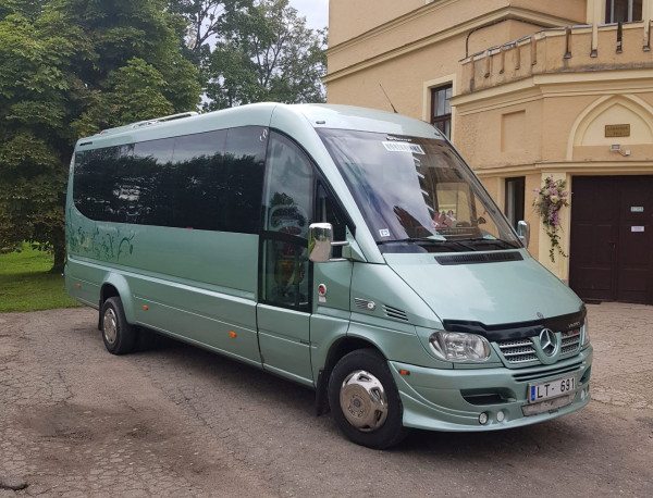 Bus rental - Noa-Tour