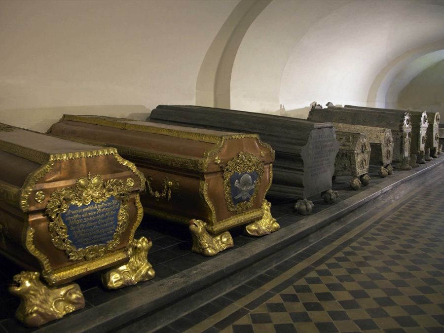 Tombs of the Dukes of Courland -   Rundale Palace Museum exhibition in Jelgava Palace 