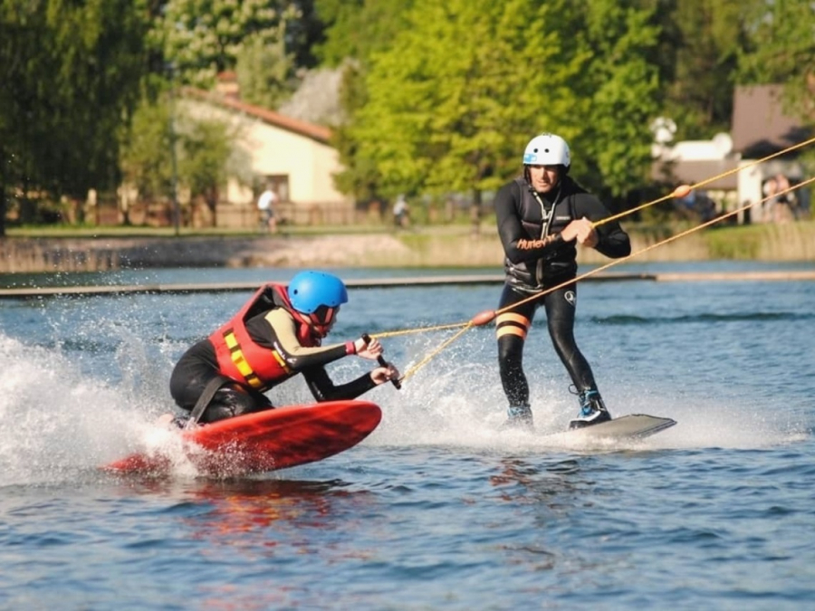 Wakebordi ja aktiivse puhkuse veepark Masti