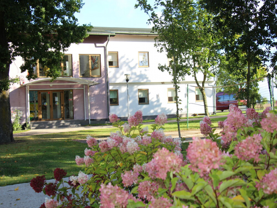 Conference and recreation complex-hotel Lizari