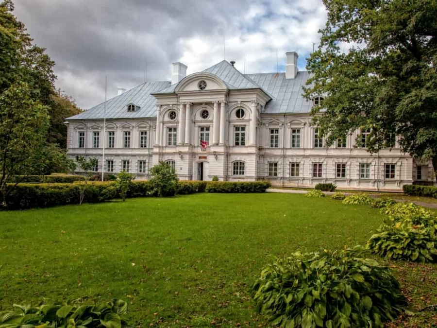 Zaļenieki Manor