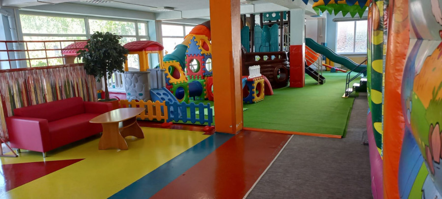 Children&#039;s Play Centre - Bossiks